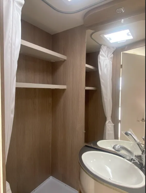 Caravane - Burstner - 490 TK PREMIO LIFE - 2025